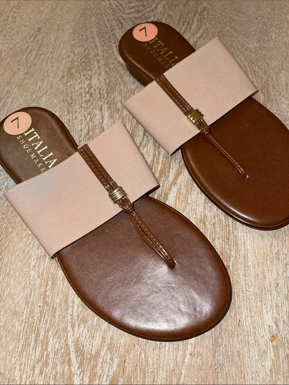 NEW Italian Shoemakers Beige and Brown Slide Sandals with Gold Accent 7